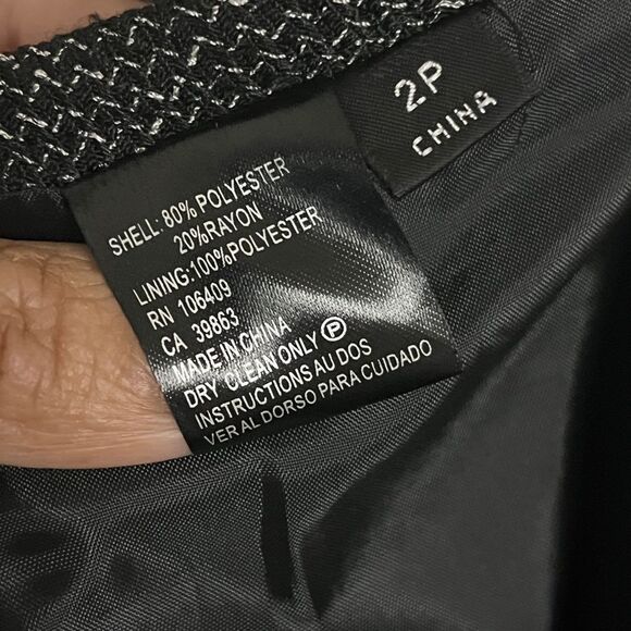 NWT TAHARI Black Blazer Jacket Skirt Suit Size 2P - Picture 9 of 13